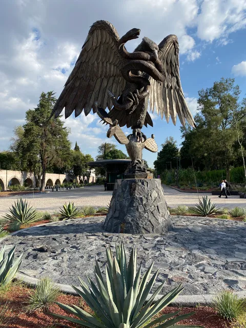 Glorieta de la Lealtad