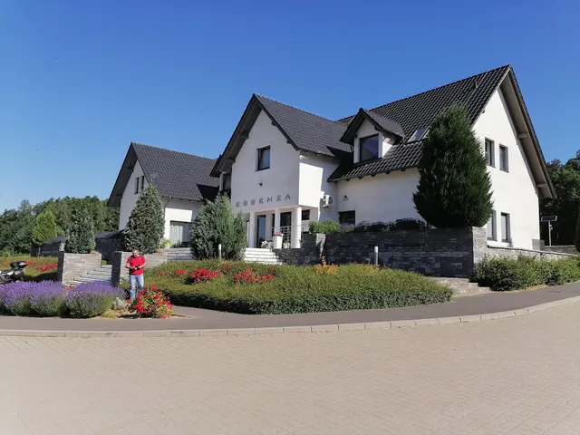 Essenza Party Center