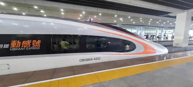 Guangzhou South Railway Station Xingtu Boutique Apartment