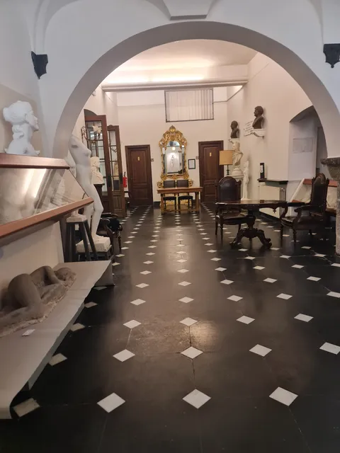 Ente Morale Societa' Economica