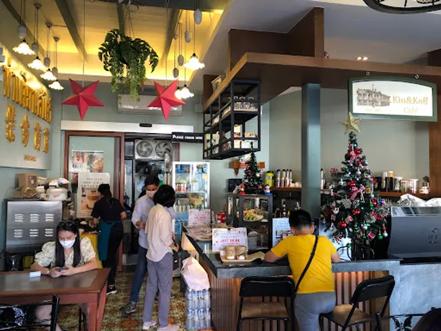 Kin & Koff Café