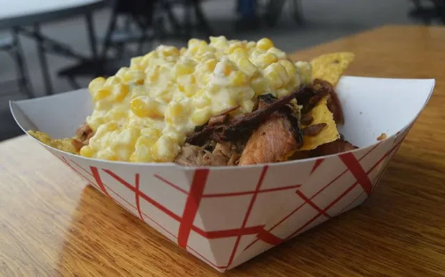 Chickhoovenswine Bbq