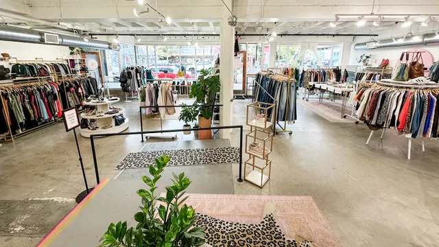 Raylee Consignment Boutique