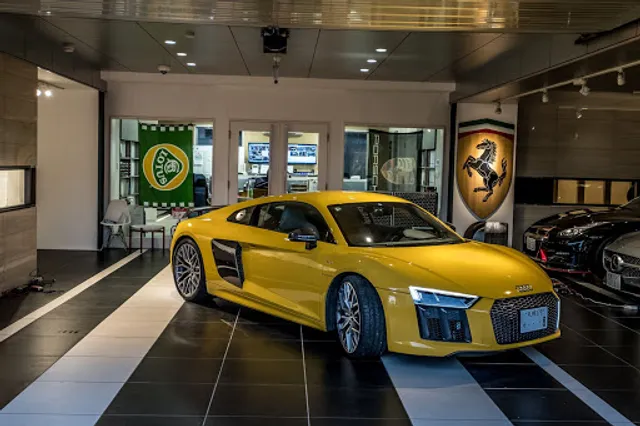 super car × cafe Ficata (スーパーカー×カフェ フィカータ)