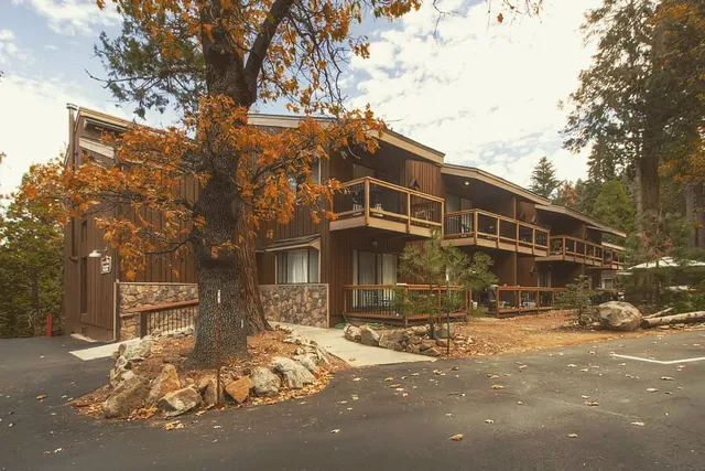 Yosemite's Scenic Wonders Condominiums