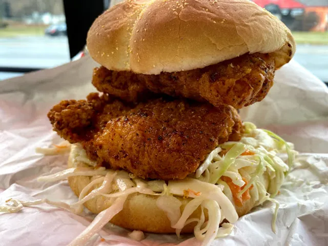 Manhattan Chicken & Fish