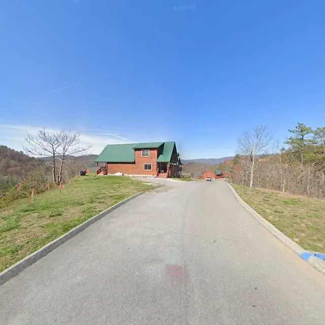 Newly Built 6BD 6.5BA Cabin for Groups