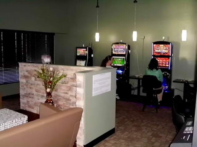 Ruby's at Airport Plaza