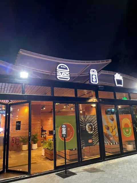 SALT Umm Al Emarat Park