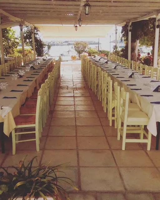 Zorbas Traditional Tavern