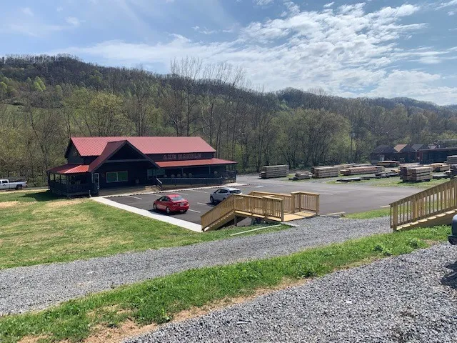 Axe Handle Distilling