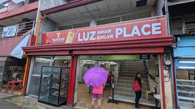 Luz Kinilaw Inihaw Place