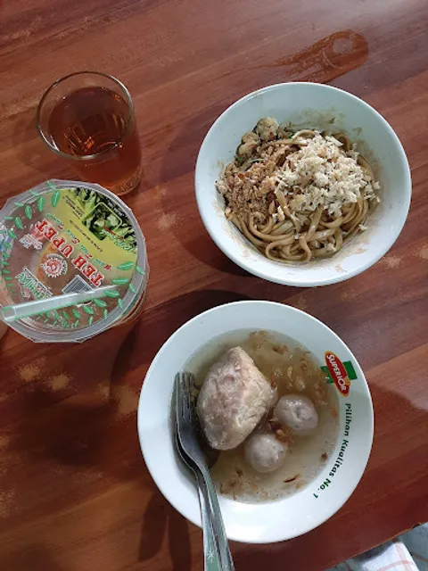 Mie Baso Loma