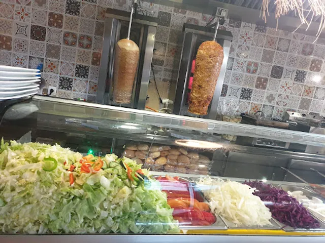 PREMIUM DÖNER KEBAB PIZZERIA