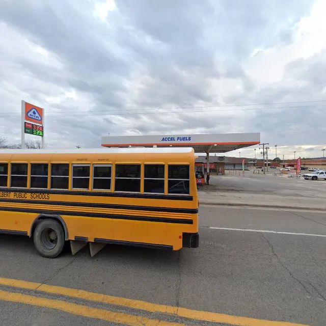 Hulbert's Super Stop