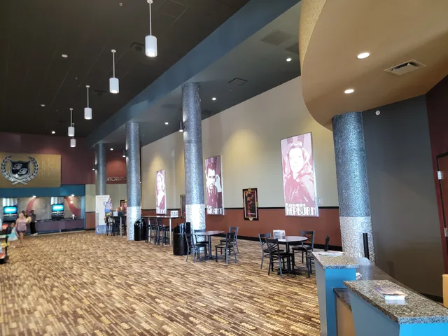 B&B Theatres Wentzville Tower 12