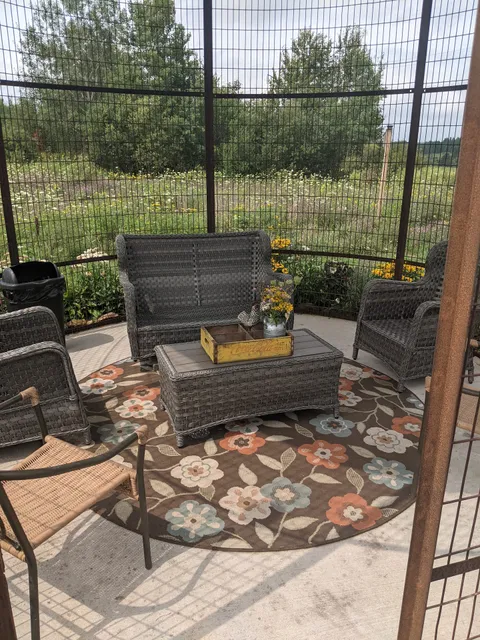 Mama Cow's Ice Cream Shop