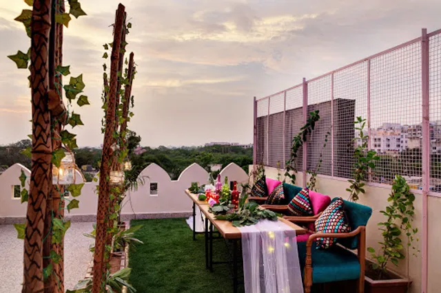 Pakwaan Candlelight Dinner Restaurant