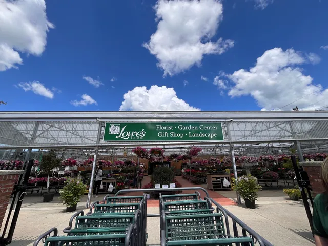 Lowes Greenhouse, Florist & Gift Shop
