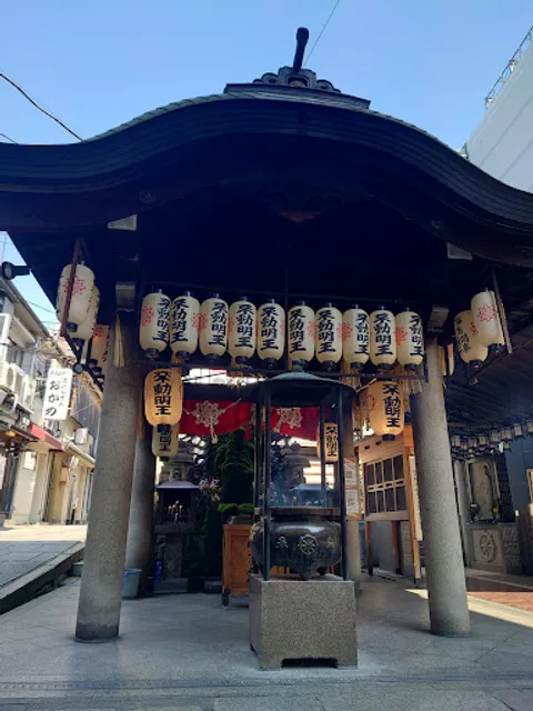 Hozen-ji Temple