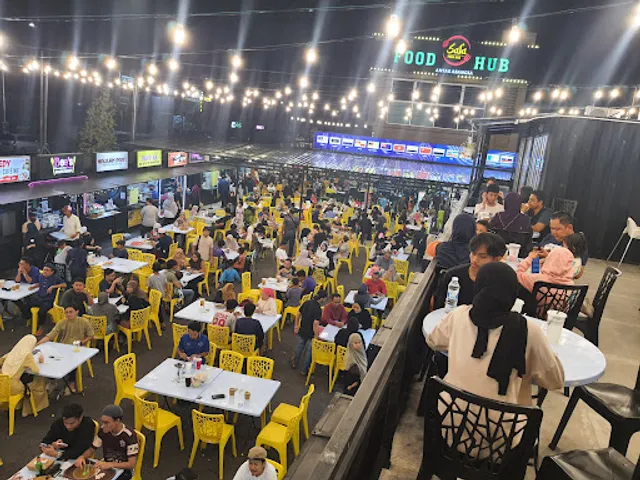 Safa Food Hub Antarabangsa - Port Makan Best Saujana Utama / Puncak Alam