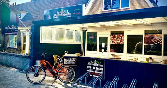 Pizzeria En Grill Restaurant Bella Italia Le Stagioni