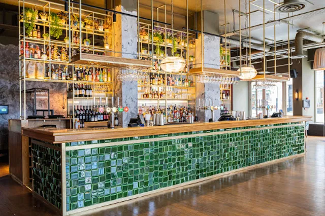 Fleets • Bar & Kitchen