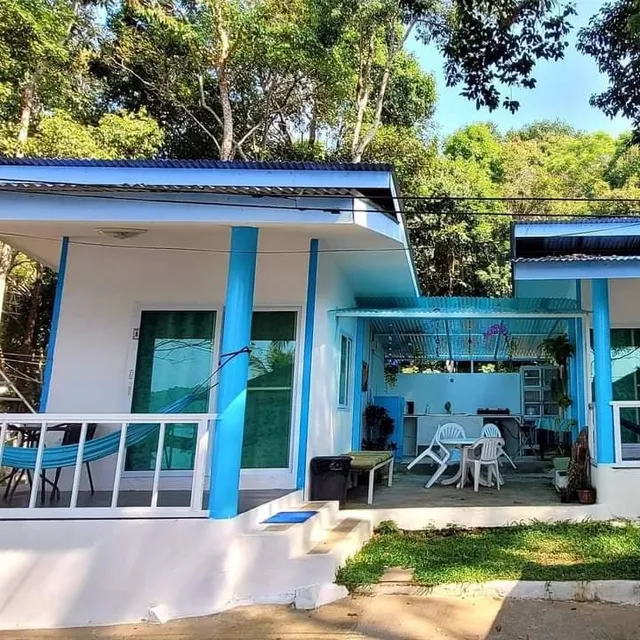 secret garden family house