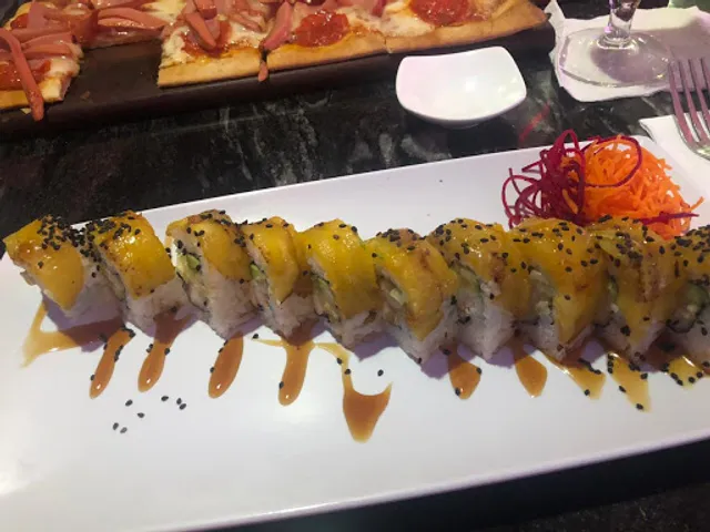Moma Sushi + Pizza (Alameda)