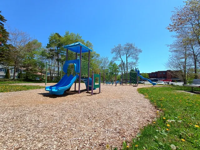 Lincoln Cross Playground
