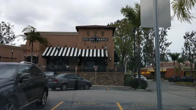 Corner Bakery Cafe