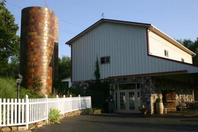 Wooden Door Winery (Allegheny TWP)
