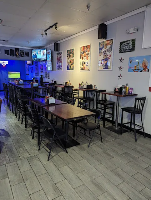 Starz American Bar and Grill