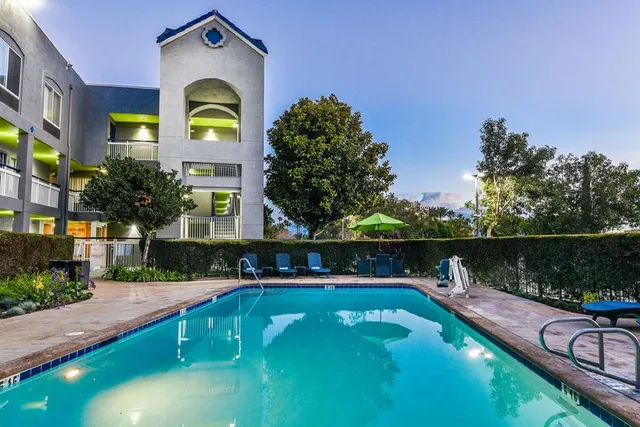 SureStay by Best Western Ontario Airport