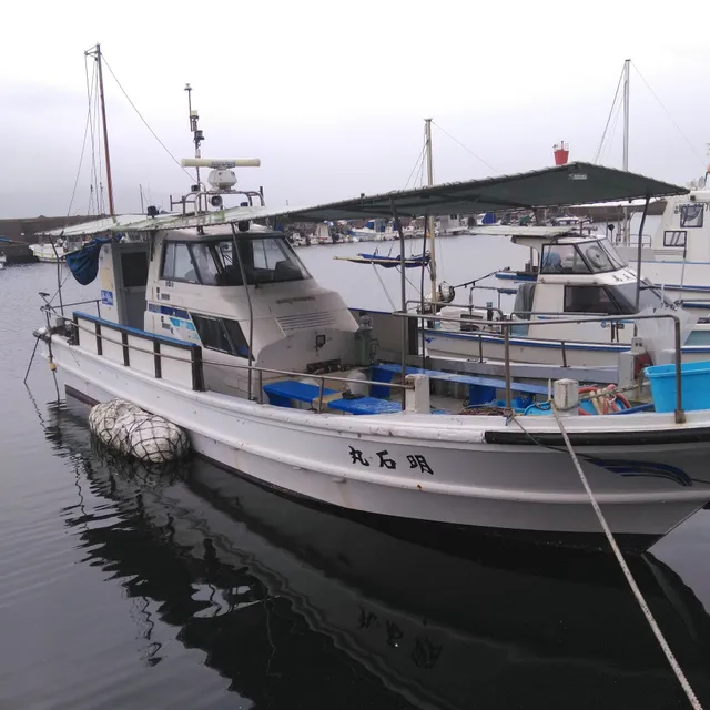 釣り船・徳丸 in 2-2 Minatocho, Akashi, Hyogo 673-0894, Japan