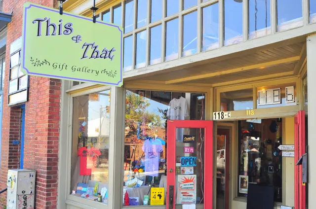 This & That Gift Gallery