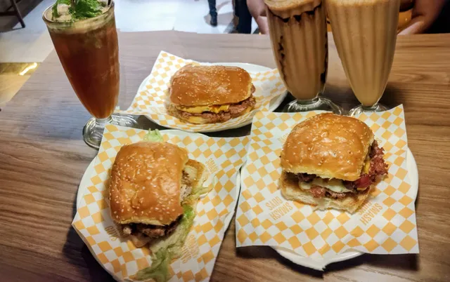 Smash Guys - Burger Kitchen