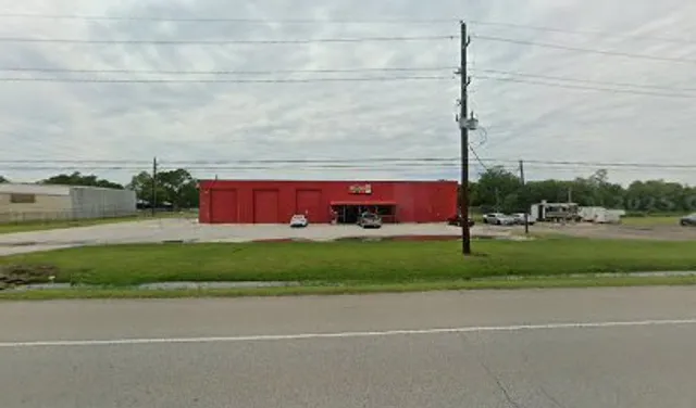 Micheladas Backyard & Club