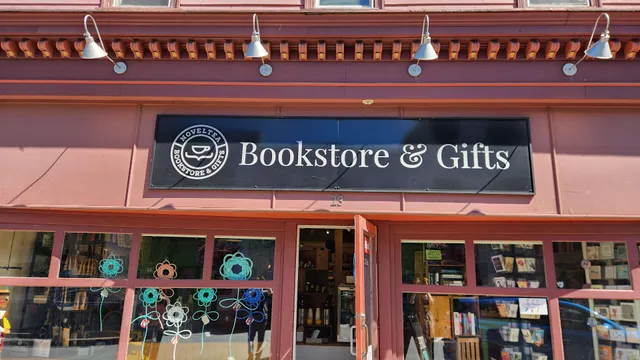 NovelTea Bookstore and Gifts