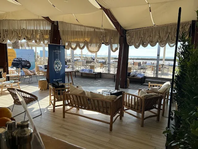 Faruk Ristorante e Beach Club