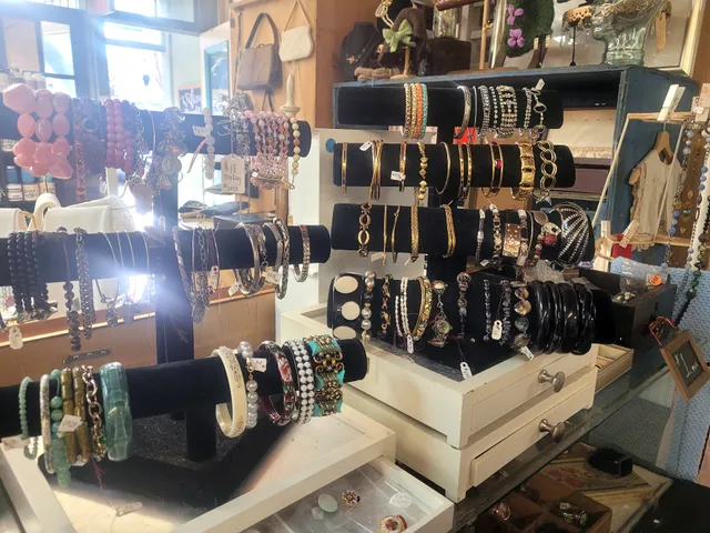 Ro And Bette's Attic