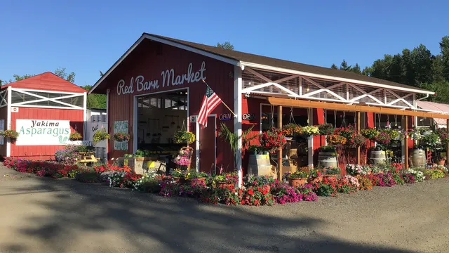 Red Barn Market & Nursery