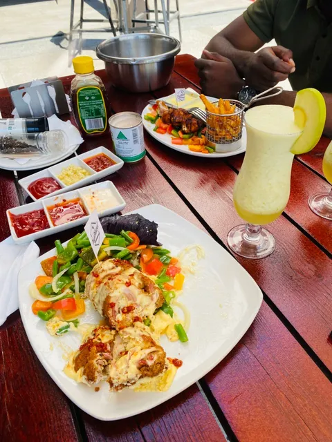 Fox & hound makeni mall