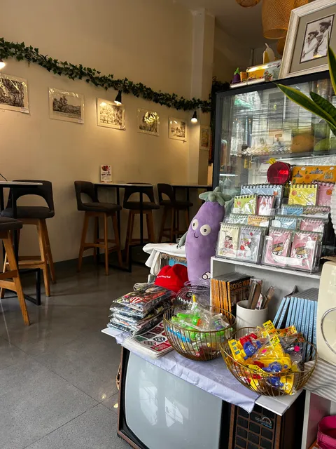 Eggplant Smoothie & Juice Bar Songwat