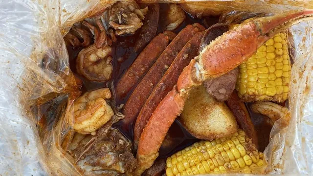 Hot Boil - Seafood Boil Casablanca