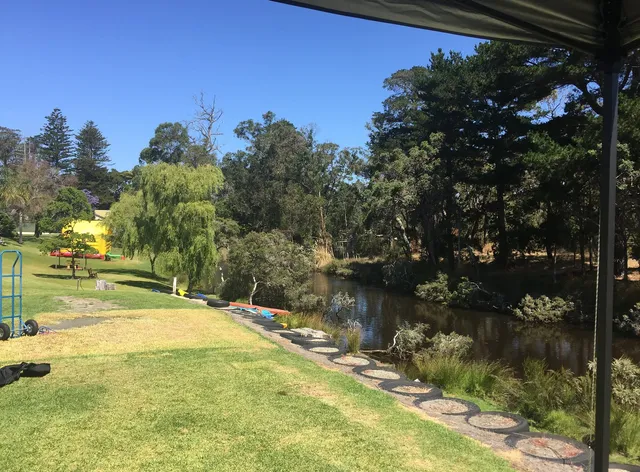 Albany Happy Days Caravan Park