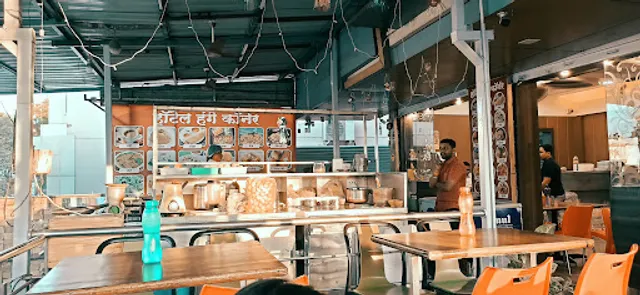 Ambika Vadapav & snacks