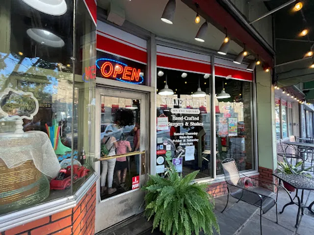 Swaney Swift&#x27;s On The Square