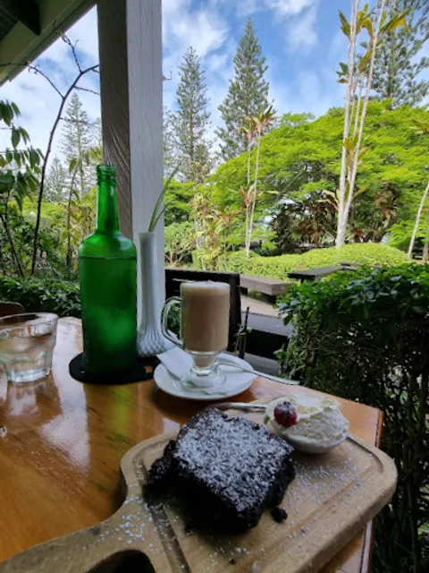 Hilli Restaurant & Cafe