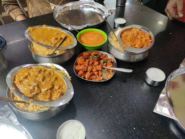 Mummy Daddy Andhra Mess